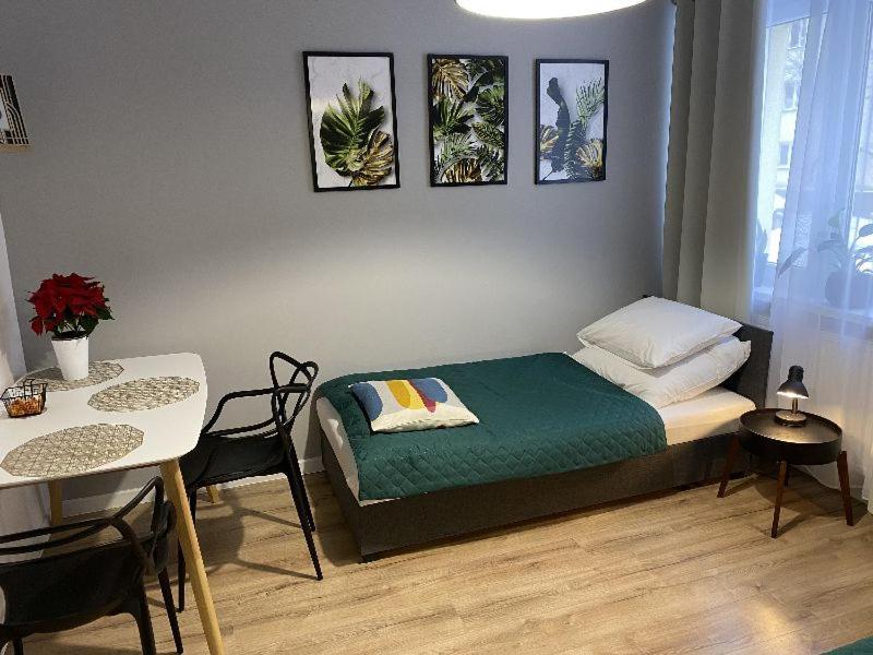 Apartamenty Blogi Sen Ii- Komfortowy Nocleg W Spokojnej Lokalizacji Zabrze Bagian luar foto
